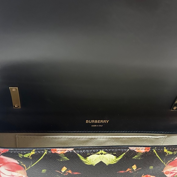 Burberry crossbody bag - Picture 7 of 7